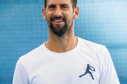 关于德约科维奇回归赛场，势不可挡首场状态亮眼，TES观众沸腾！的信息